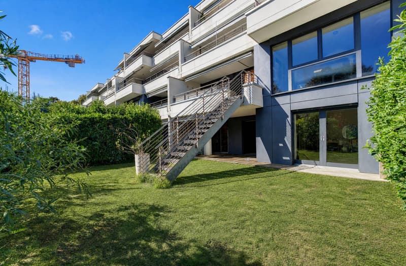 Magnifique duplex contemporain de 4,5 pièces avec jardin et balcon (9)