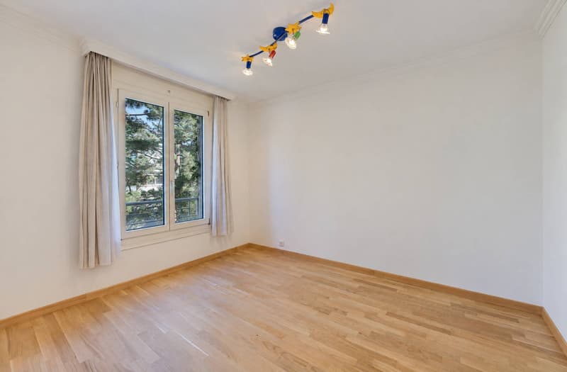 Exclusivité : Splendide appartement de 156 m² avec vue sur le lac (10)