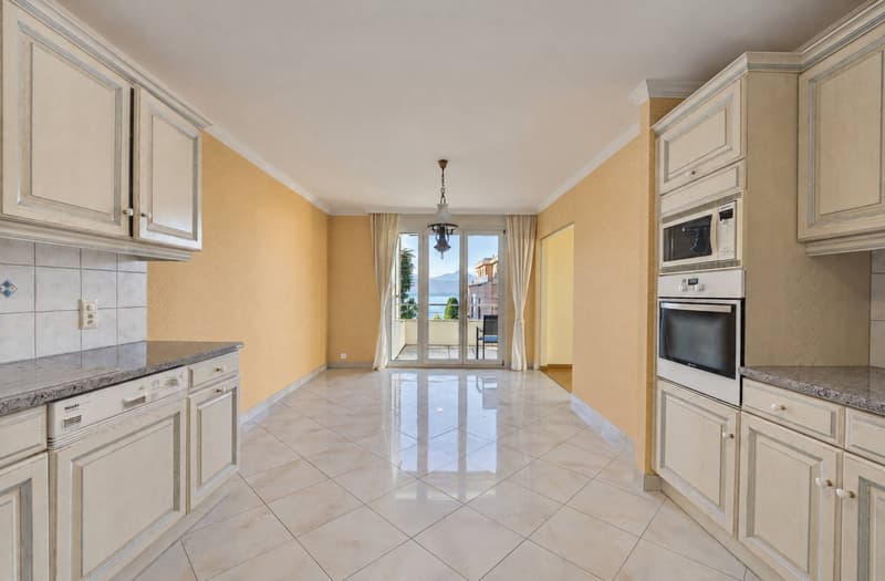 Exclusivité : Splendide appartement de 156 m² avec vue sur le lac (6)
