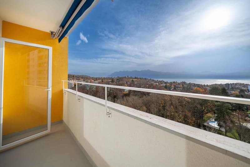 NEUF! Sublime de 4.5 pièces de 138m2 avec vue sur le lac (12)