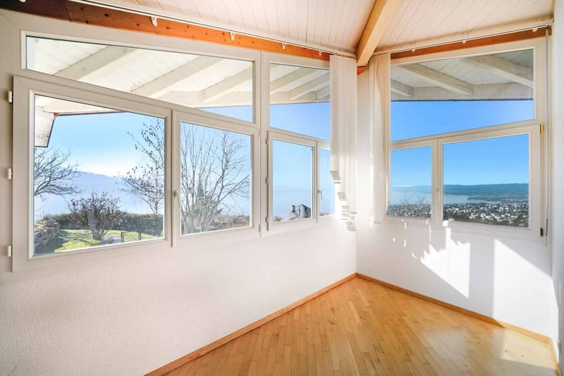 Villa d'exception avec piscine et vue imprenable sur le Lac (8)