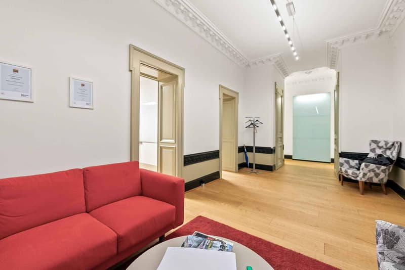 Bureaux de standing idéalement situés (2)
