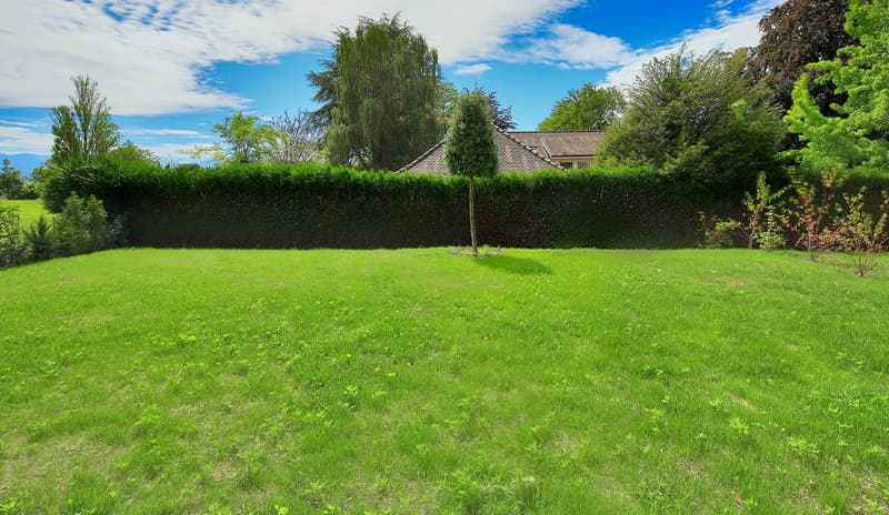 Magnifique appartement de 3,5 pièces avec jardin privatif (8)