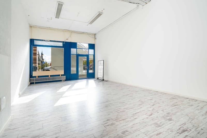 Un emplacement premium pour votre activité - Centre commercial de Saint-Prex (3)