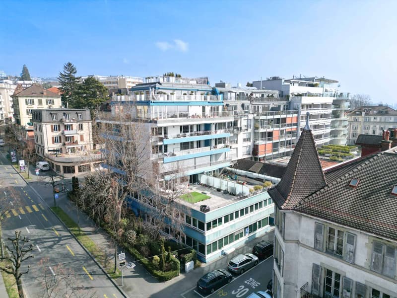 Lausanne-Ouchy - surface mixte de plain-pieds pour espace yoga, physiothérapie (1)