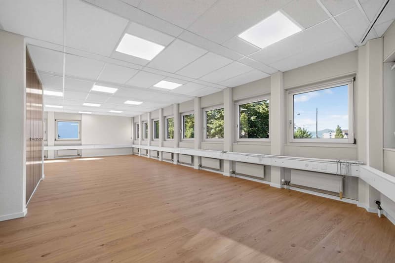 Votre futur bureau/cabinet dans un espace rénové aux portes de Pully (2)