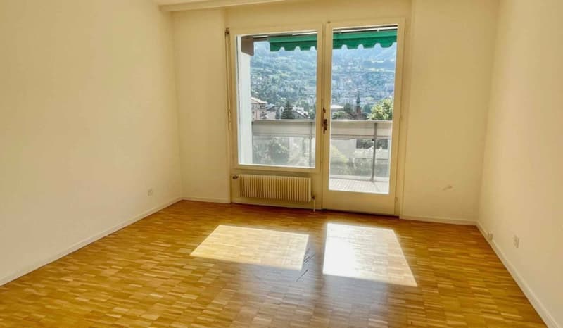Appartement de 3.5 pièces en plein centre de Clarens avec une vue panoramique imprenable (4)