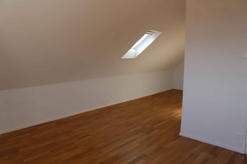 À louer Maison de 5,5 pièces en triplex à Lausanne (8)