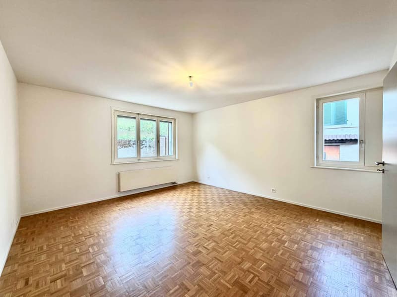 Appartement lumineux et rénové de 4,5 pièces avec terrasse (12)