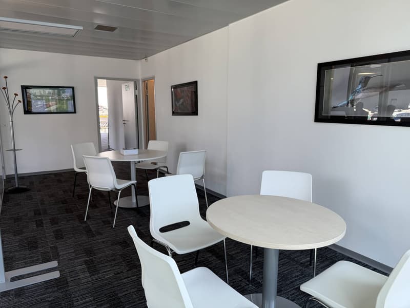 Beaux bureaux divisibles  idéalement situés (3)