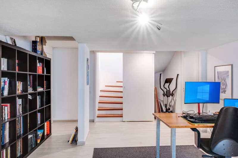 bureau/ pièce à aménager