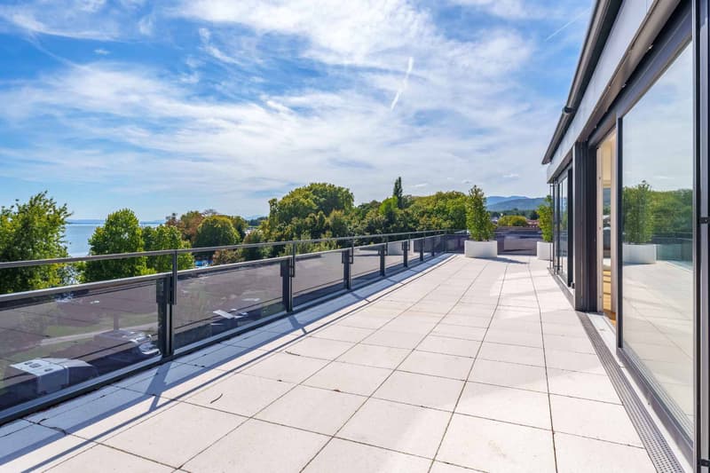 Magnifique attique neuf de 5.5 pièces  Rooftop exclusif à 360 (4)