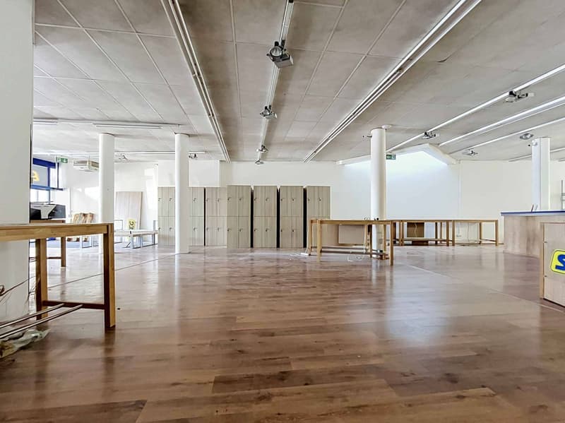 Surface commerciale de 341 m2 Emplacement stratégique - Lausanne 73B (3)