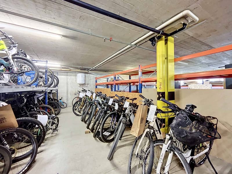 Environ 765m2 pour créer votre futur buisness - Industrielle 11 (12)