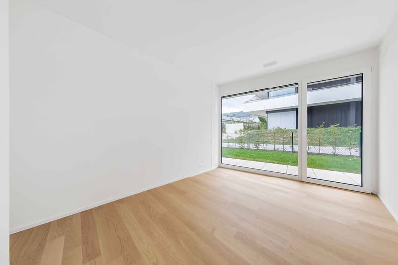 Appartement neuf de 5.5 pièces avec terrasse couverte et jardin (6)