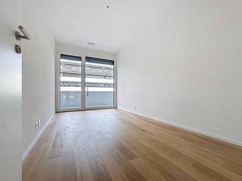 Luxueux 4.5 pièces traversant neuf avec 2 balcons (5)