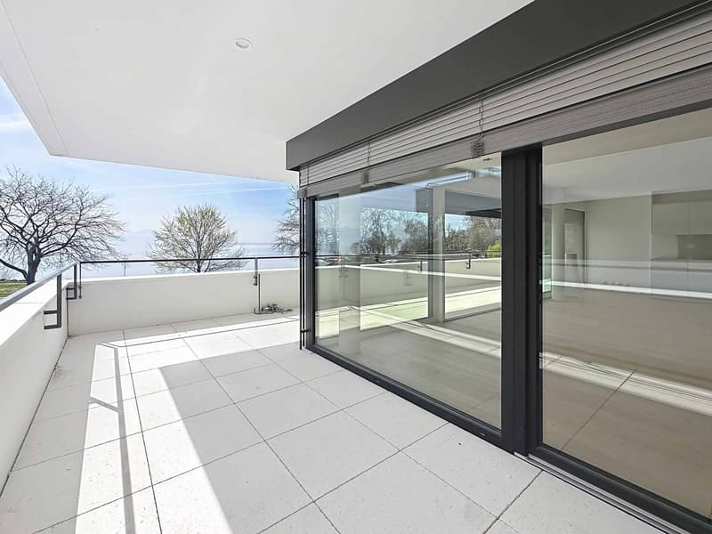 Luxueux 4.5 pièces traversant avec balcon couvert de 76m2 (9)