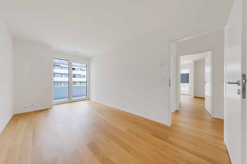 Luxueux 4.5 pièces traversant avec balcon couvert de 76m2 (4)