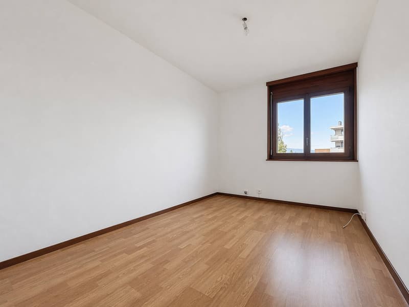 Élégant 4.5 pièces lumineux avec balcon d'angle (5)