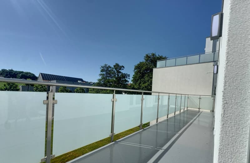 Villa de 4.5 pièces avec terrasse et jardin (9)