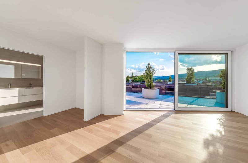 UNIQUE! Attique de 5.5 pièces de 180m2 bénéficiant d'un rooftop terrasse de 168m2 avec vue panoramique sur le lac et les Alpes (4)
