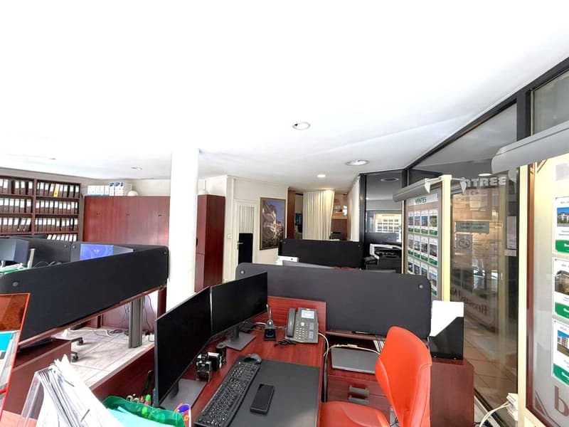 Bureaux à vendre  Plein centre-ville (5)