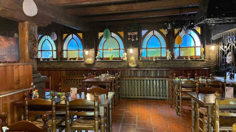 Un restaurant historique ! Une âme ! 530 m² (4)