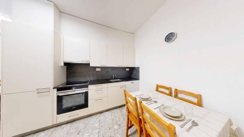 Spacieux appartement 5 pièces avec terrasse panoramique (2)