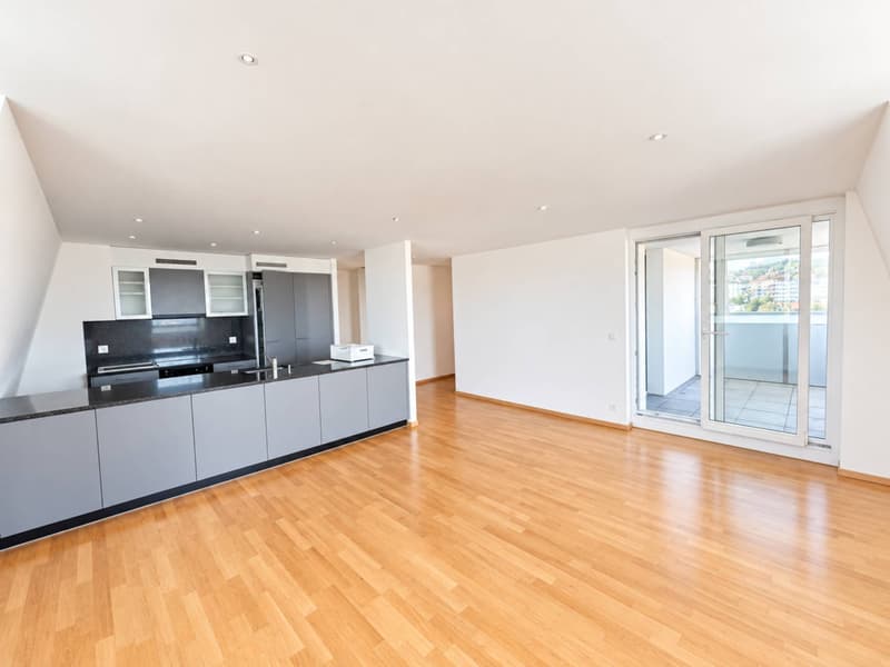 Bel appartement de 4,5 pièces en attique au centre de Lausanne (3)