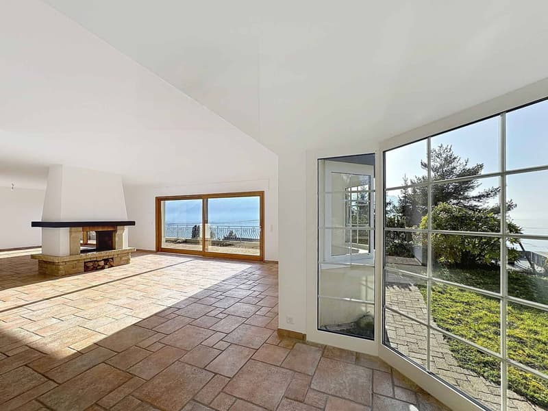 4.5 pièces de 147 m2 avec grande terrasse et jardin privatif (3)