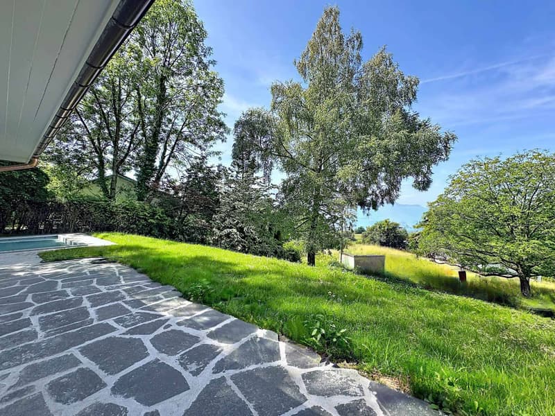 Très belle Villa individuelle totalement rénovée de 6.5 p - Quartier résidentiel (2)