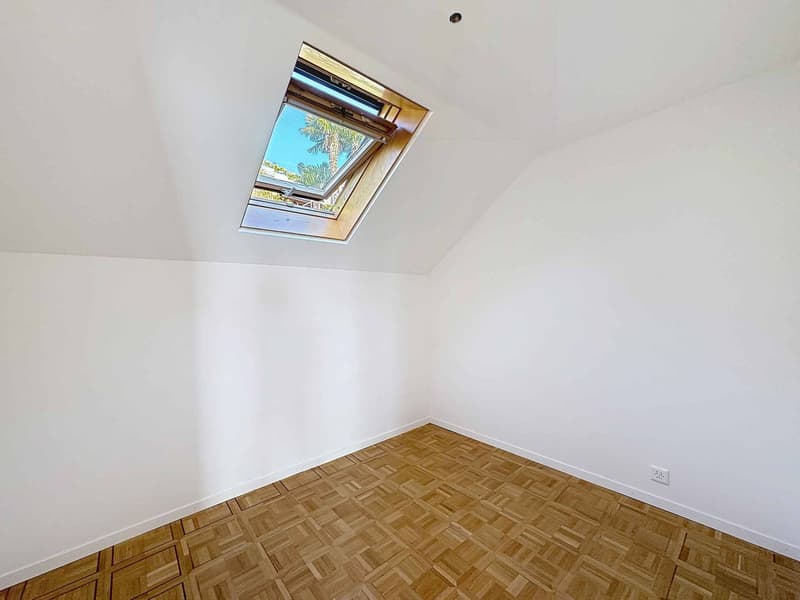 Superbe 2.5 pièces de 72 m2 avec balcons et Très belle vue sur le lac (9)