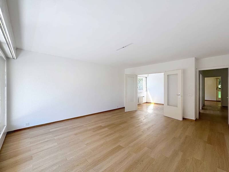4.5 p de 91 m2 à rénover - 2 balcons + 1 Garage box (4)
