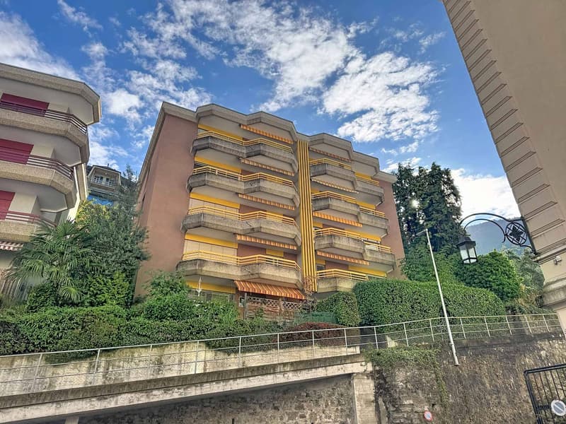 Au dernier étage - Grand 3.5 pièces sur 1 niveau de 79 m2 + balcon (12)