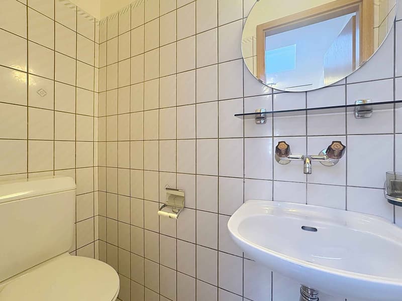 Au dernier étage - Grand 3.5 pièces sur 1 niveau de 79 m2 + balcon (11)