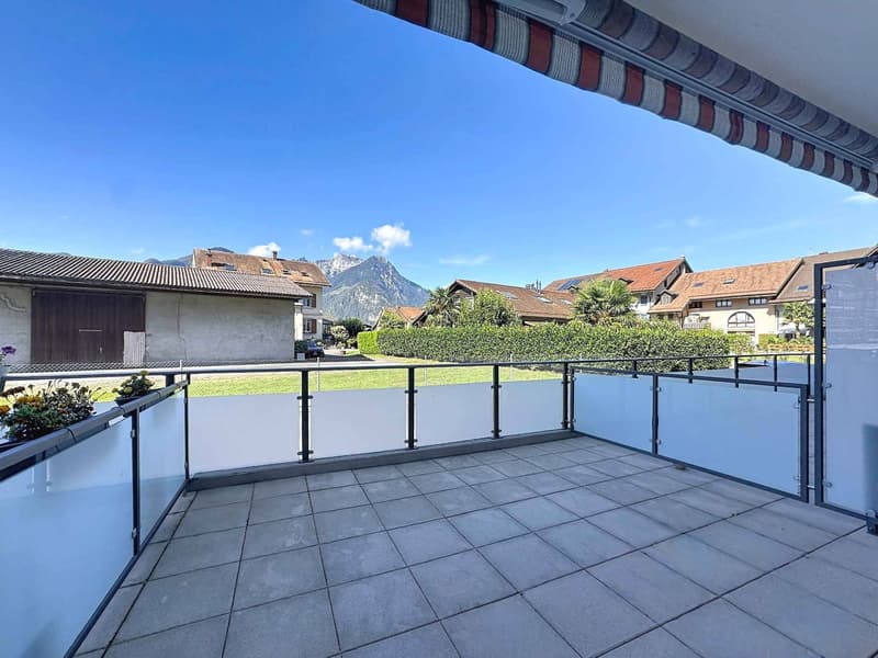 Spacieux 4.5 pièces de 131 m2 avec grande terrasse (2)