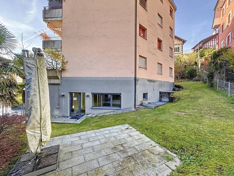 Loft contemporain de 300 m² avec jardin privé au centre de Montreux (2)