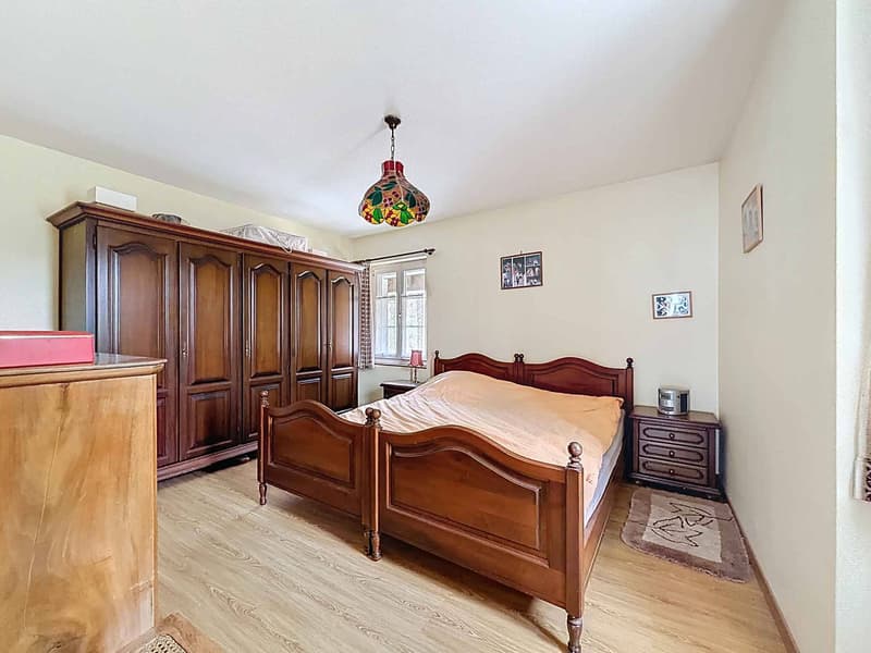 Rural rénové avec 3 appartements (5)