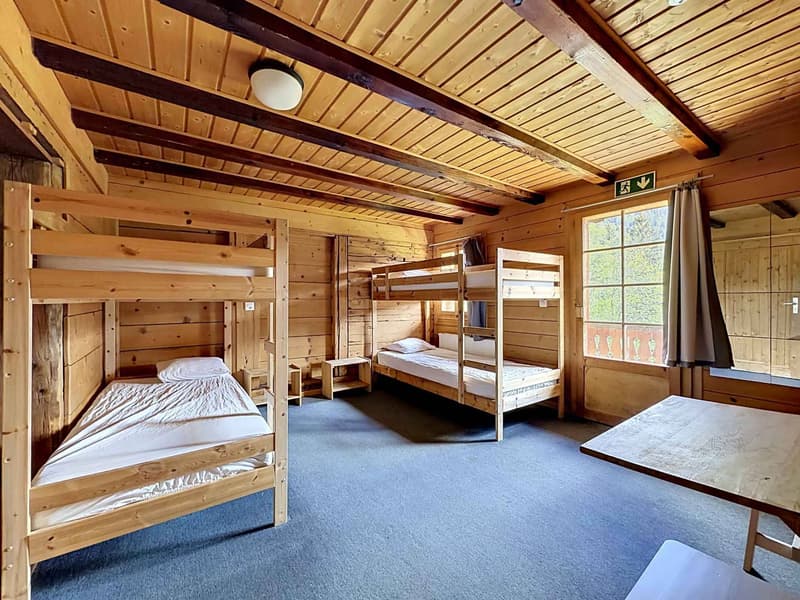 Authentique chalet de montagne avec vaste capacité d'hébergement (9)