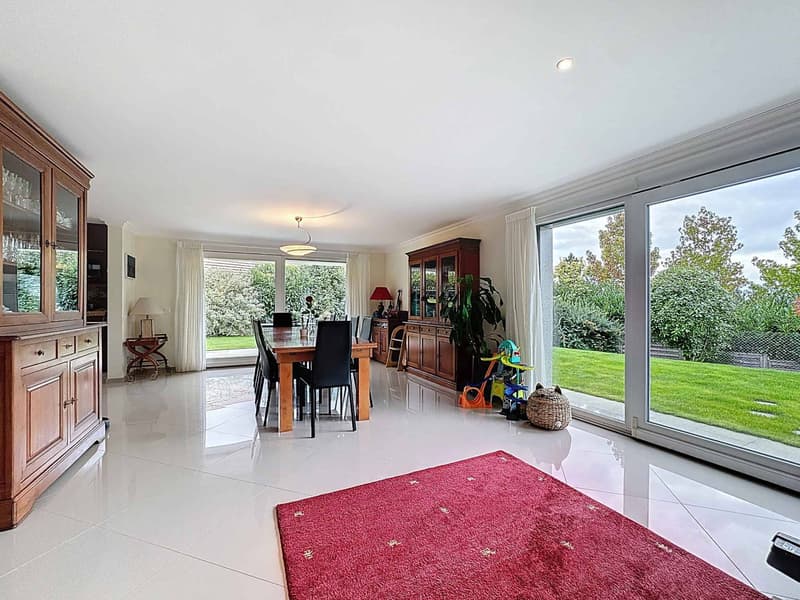 Élégante villa contemporaine de 7.5 pièces (3)