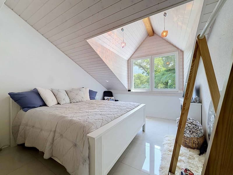 Villa mitoyenne lumineuse dans un environnement privilégié (9)