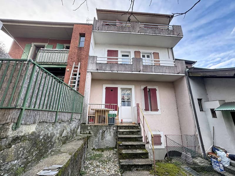 Charmant immeuble de 3 appartements (1)