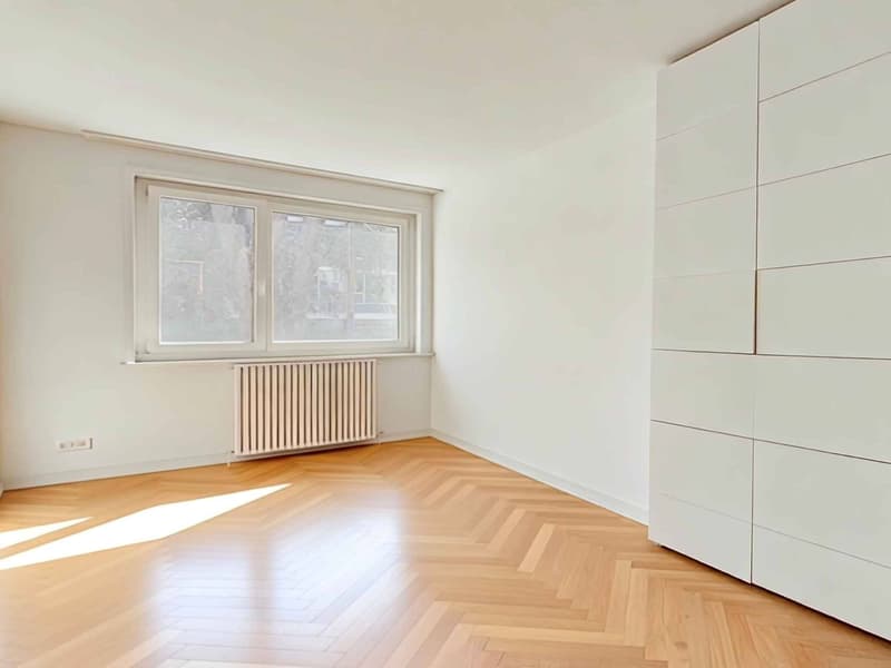 Magnifique appartement au cur du quartier prisé de Rumine (6)