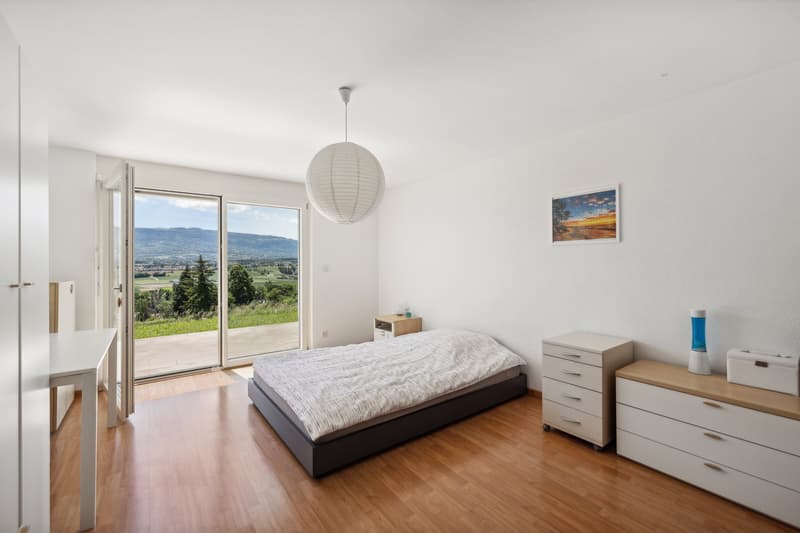 Rare Villa Individuelle avec piscine face aux vignobles (9)
