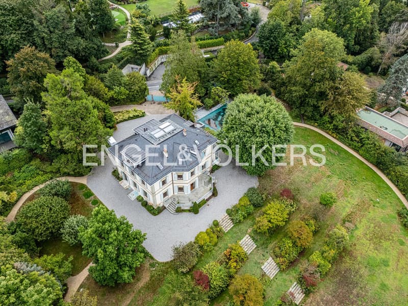 Propriété d'exception - sublime maison de Maître avec vue et accès lac (4)