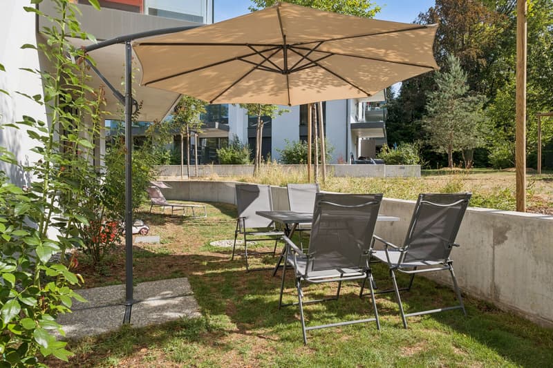 Appartement meublé de standing avec vaste jardin privatif (8)