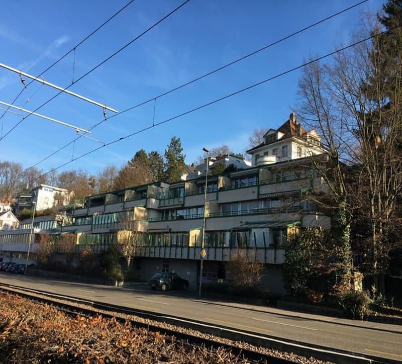 Liegenschaft.jpg