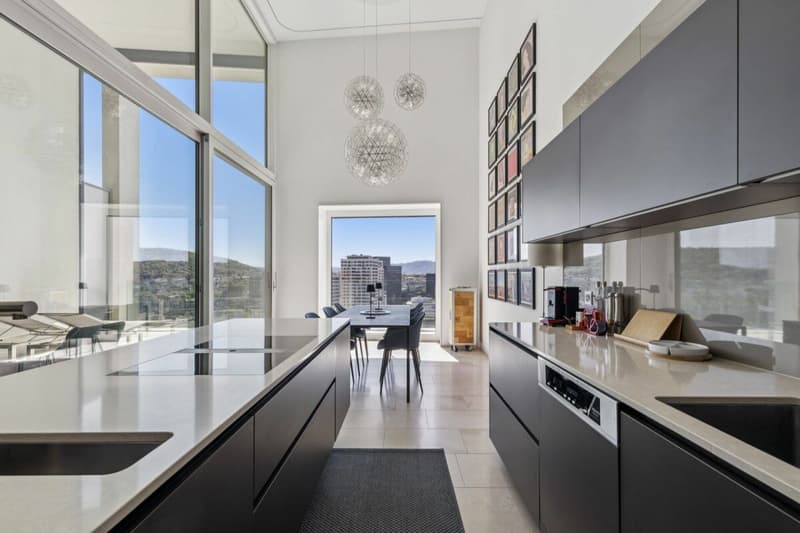 Metropolitans West Tower - Penthouse (1)