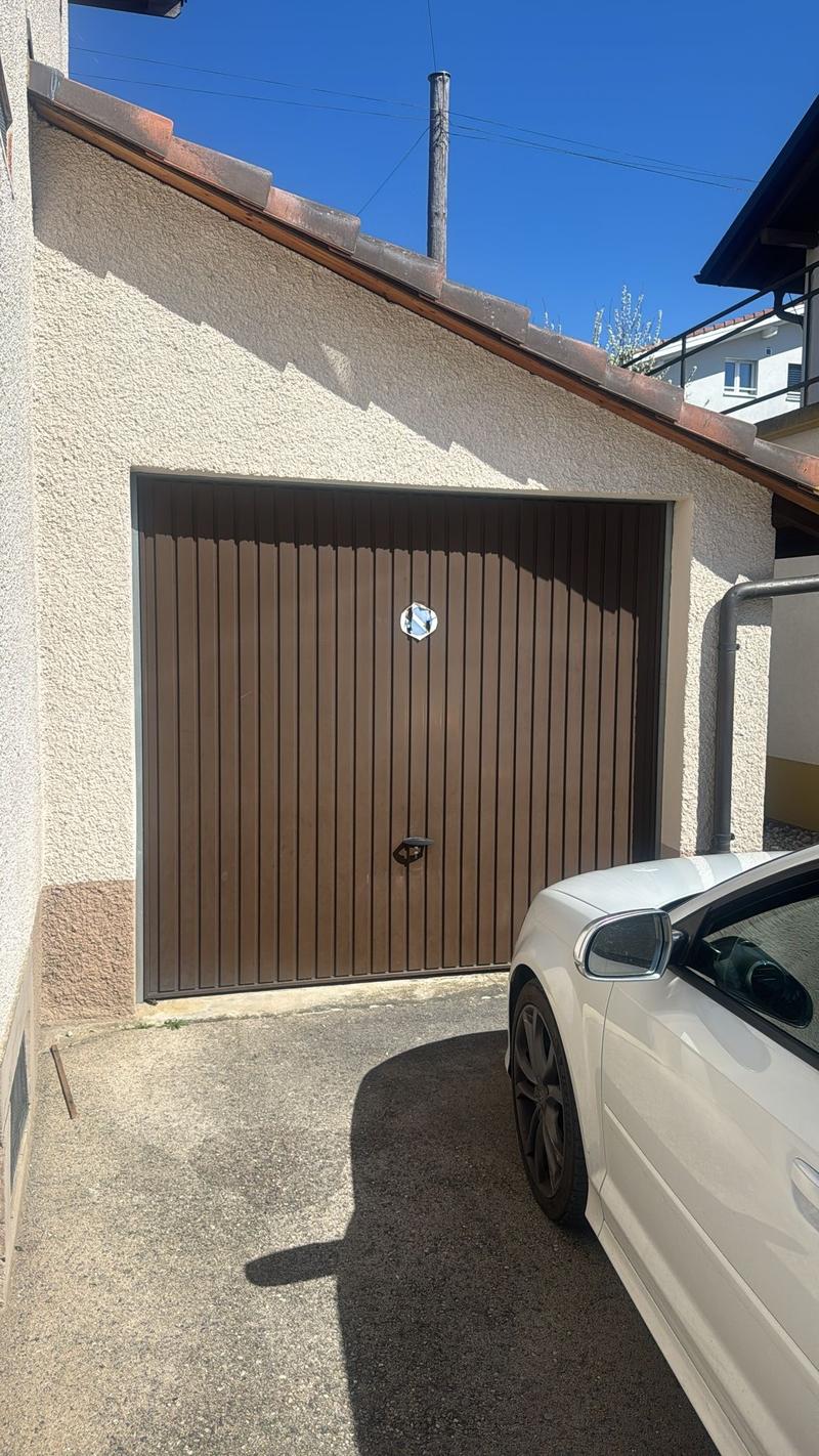 Garage individuel à louer à Val Terbi (2)