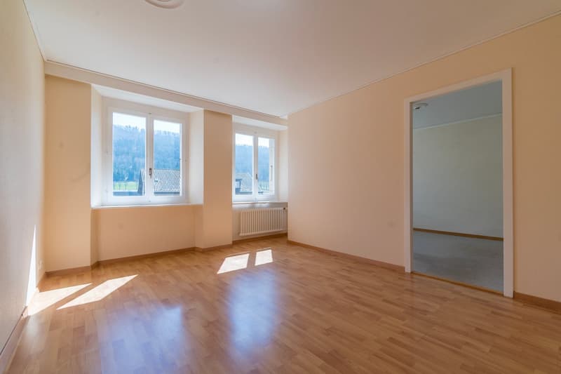 Charmant appartement 2 chambres, lumineux et idéalement situé à Saint-Imier (1)
